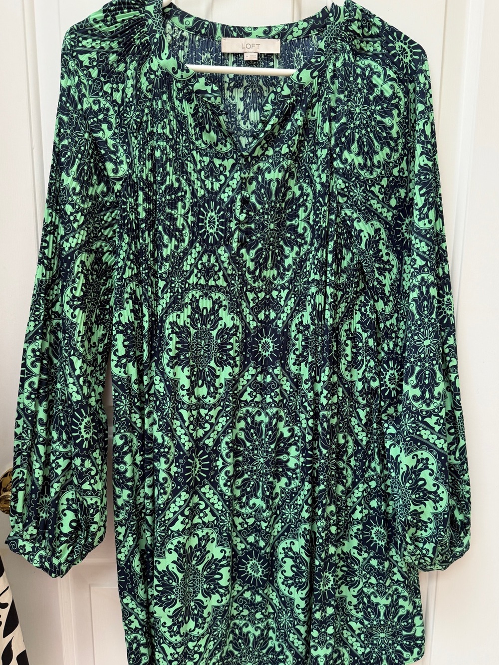 🩷 LOFT Women Med Mini Swing shift Dress Accordion Pleat Green Blue Shift 🩷 - Picture 4 of 9